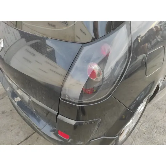 RENAULT SCENIC II '2004 1.9 DCI DIESEL NEGRO