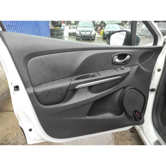 RENAULT CLIO IV '2015 1.5 DCI DIESEL FAP ENERGY BLANCO