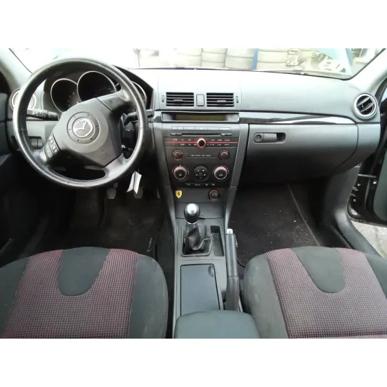 MAZDA 3 BERLINA (BK) '2003 1.6 16V CAT NEGRO