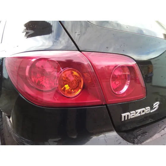 MAZDA 3 BERLINA (BK) '2003 1.6 16V CAT NEGRO