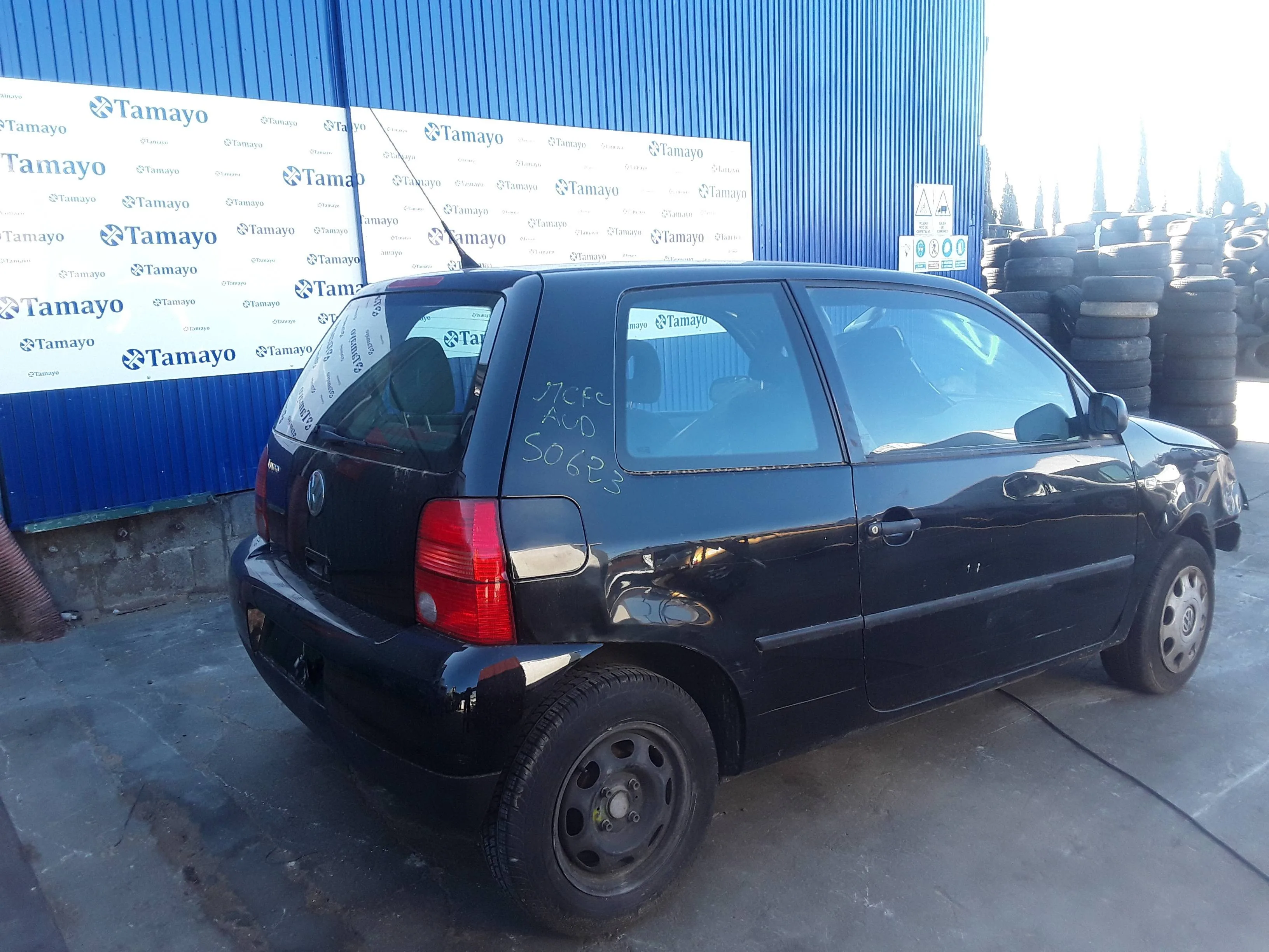 VOLKSWAGEN LUPO (6X1/6E1) '2001 1.4 NEGRO