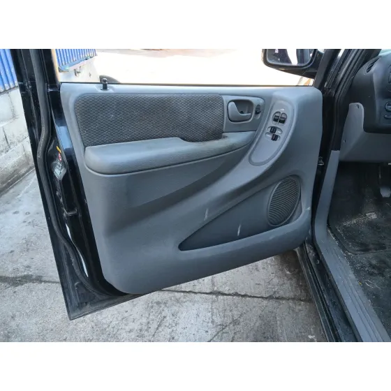 Chrysler VOYAGER IV (RG, RS) 2000