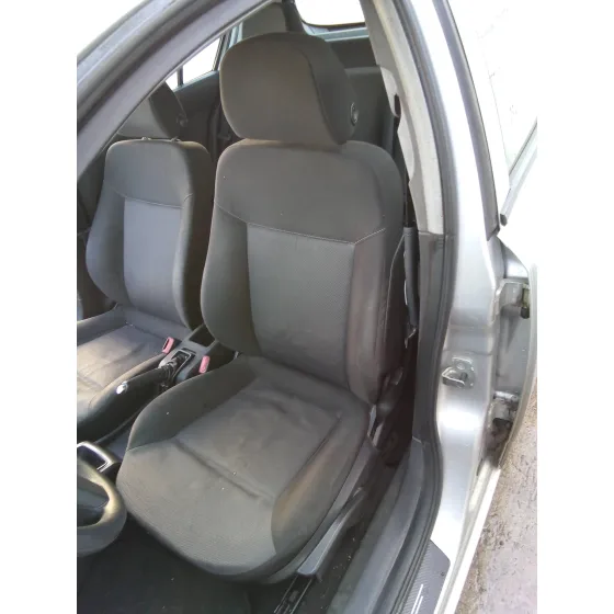 OPEL ASTRA H BERLINA '2005 1.6 16V PLATA