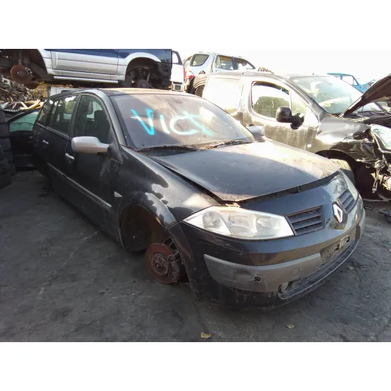 RENAULT MEGANE II BERLINA 5P '2005 1.6 16V NEGRO