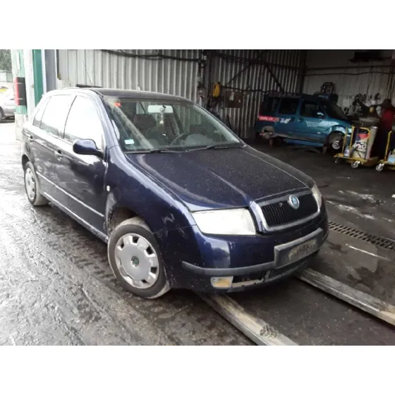 SKODA FABIA (6Y2/6Y3) '2002 1.9 SDI CAT (ASY) AZUL
