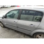 RENAULT MEGANE II BERLINA 5P RENAULT MEGANE II BERLINA 5P '2004 1.5 DCI DIESEL PLATA 2002