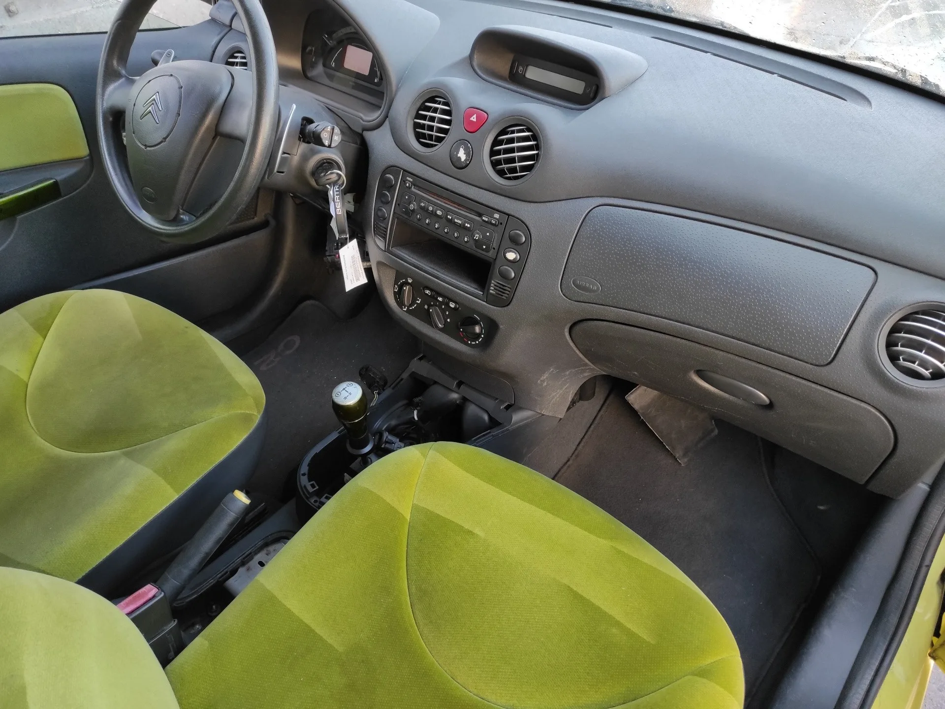 CITROEN C2 '2004 1.4 VERDE LIMA