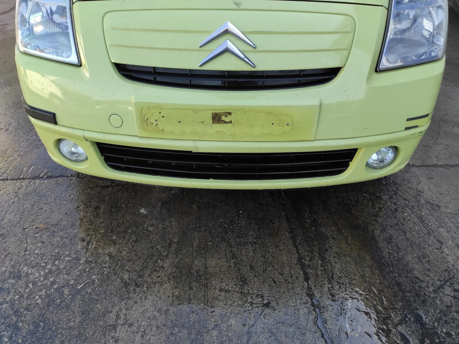 CITROEN C2 '2004 1.4 VERDE LIMA