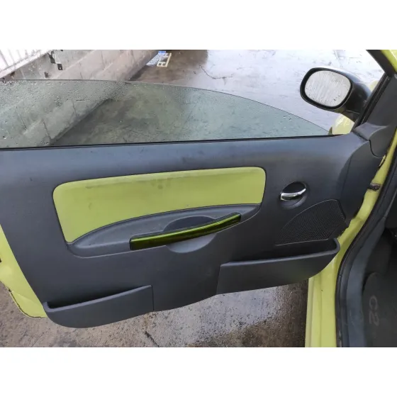 CITROEN C2 '2004 1.4 VERDE LIMA