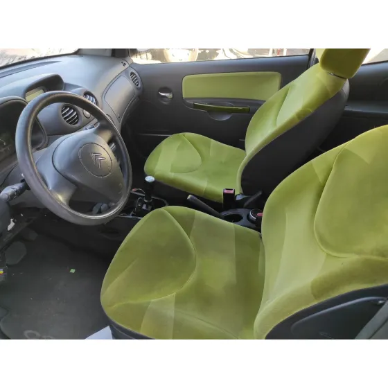 CITROEN C2 '2004 1.4 VERDE LIMA