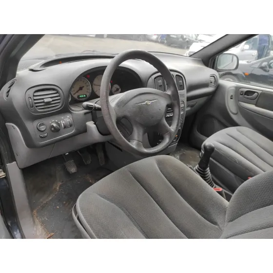 CHRYSLER VOYAGER (RG) '2005 *