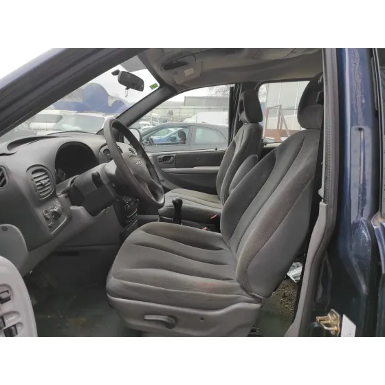 CHRYSLER VOYAGER (RG) '2005 *