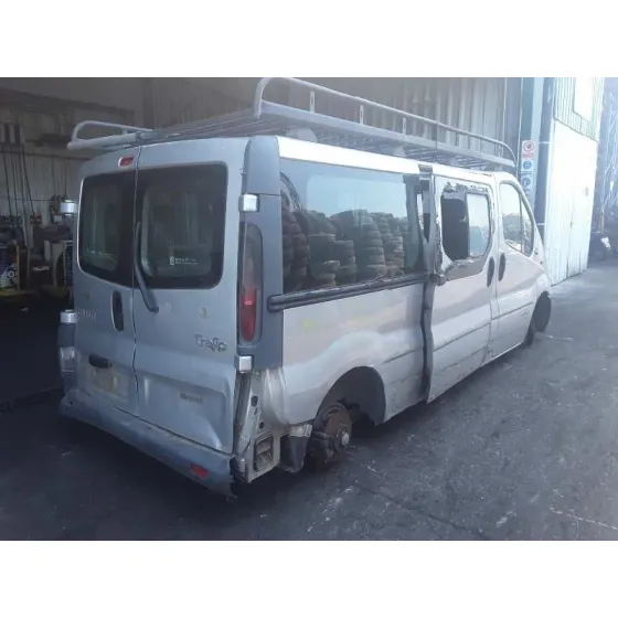 RENAULT TRAFIC CAJA CERRADA (AB 4.01) '2006 * PLATA