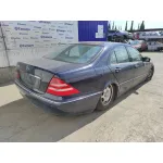 MERCEDES-BENZ CLASE S (W220) BERLINA MERCEDES CLASE S (W220) BERLINA '1999 3.2 V6 18V CAT AZUL MARINO 1998