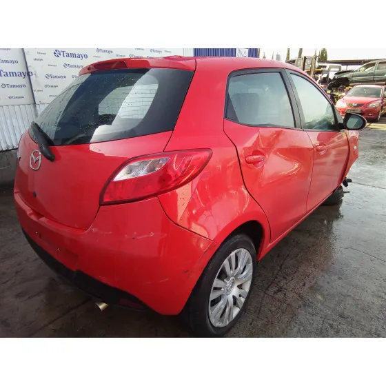MAZDA 2 LIM. (DE) '2010 1.3 16V CAT ROJO