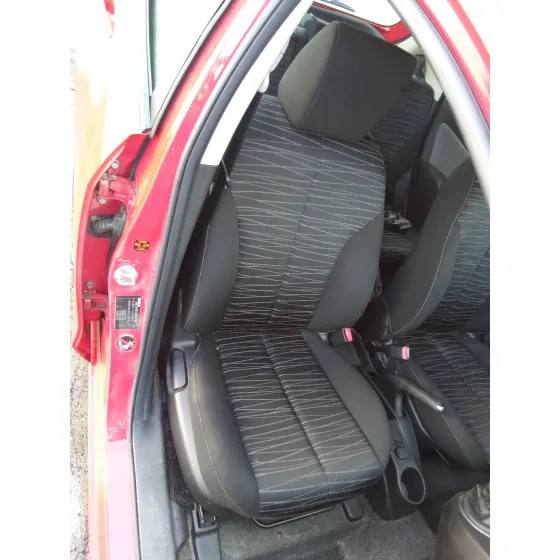 MAZDA 2 LIM. (DE) '2010 1.3 16V CAT ROJO