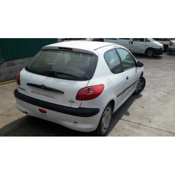 PEUGEOT 206 BERLINA '2001 1.4 BLANCO