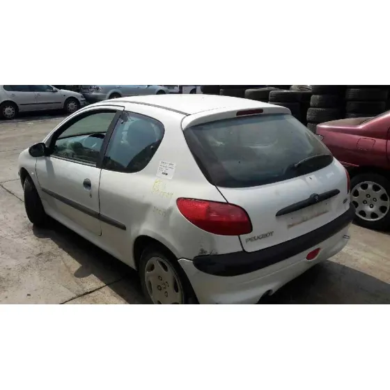 PEUGEOT 206 BERLINA '2001 1.4 BLANCO