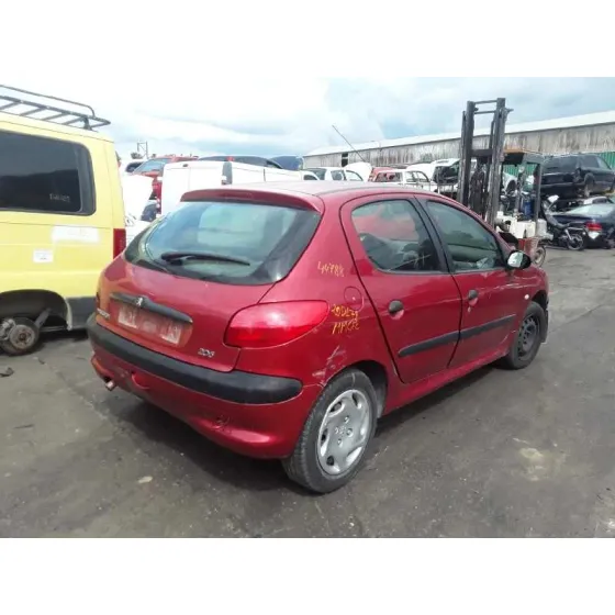 PEUGEOT 206 BERLINA '2002 1.9 DIESEL GRANATE