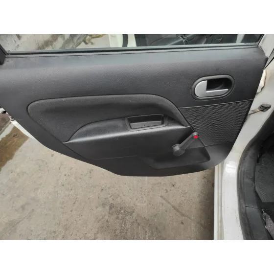 FORD FIESTA (CBK) '2006 1.4 16V CAT BLANCO