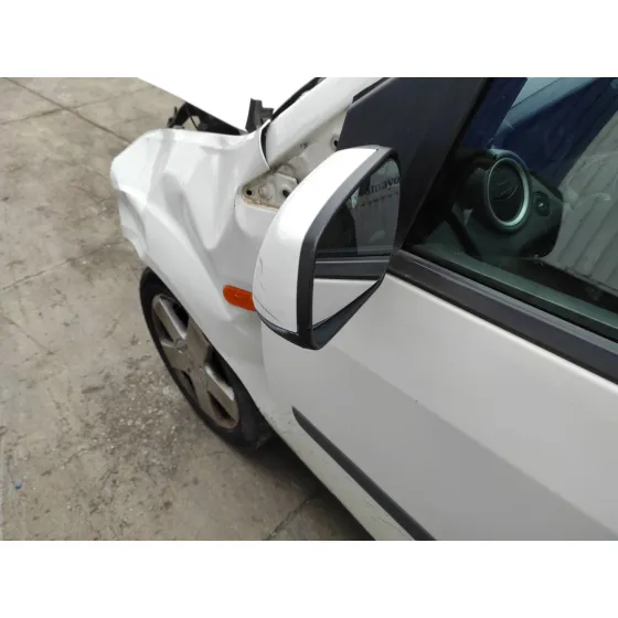 FORD FIESTA (CBK) '2006 1.4 16V CAT BLANCO
