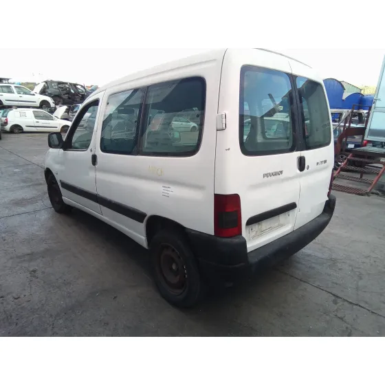 PEUGEOT PARTNER (S2) '2004 1.9 DIESEL BLANCO