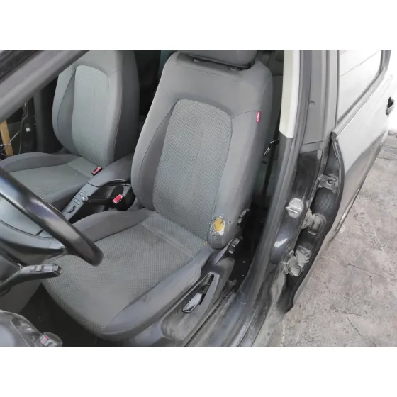 SEAT TOLEDO (5P2) '2005 2.0 TDI NEGRO