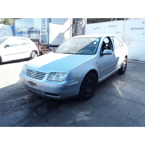 VOLKSWAGEN BORA BERLINA (1J2) '2001 1.9 SDI PLATA