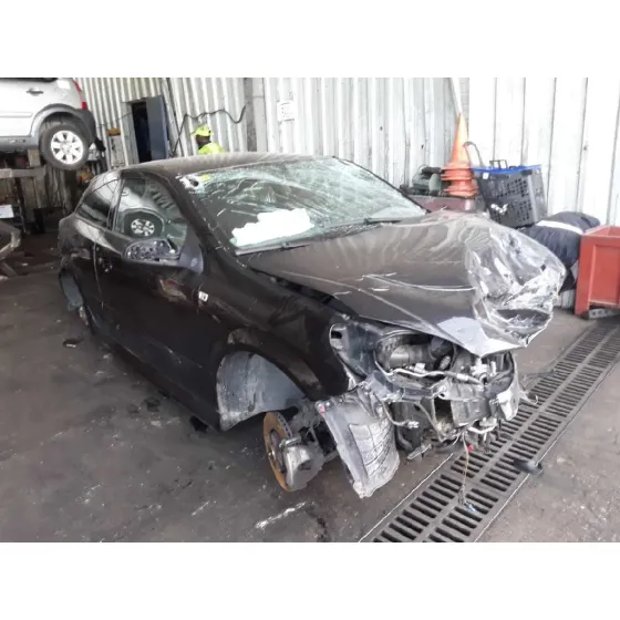 OPEL ASTRA GTC '2007 1.9 CDTI NEGRO