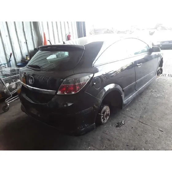 OPEL ASTRA GTC '2007 1.9 CDTI NEGRO