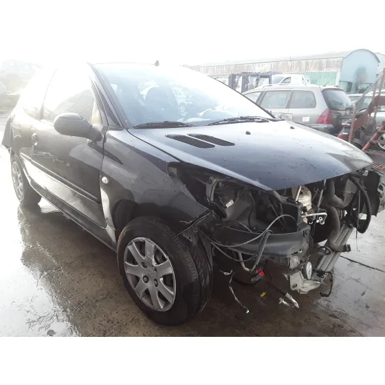PEUGEOT 206+ '2011 1.4 NEGRO