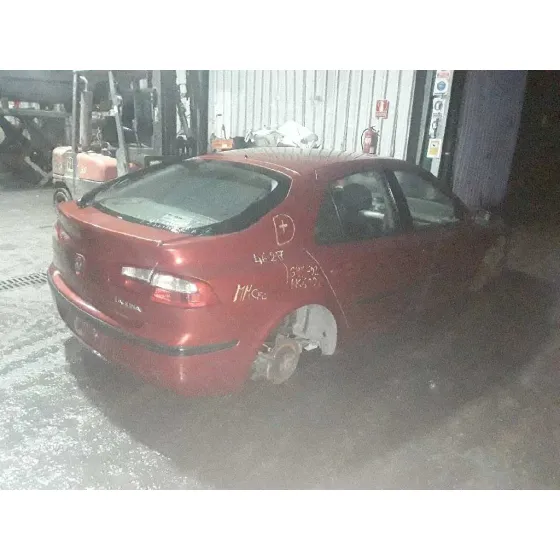 RENAULT LAGUNA II (BG0) '2003 2.2 DCI TURBODIESEL ROJO