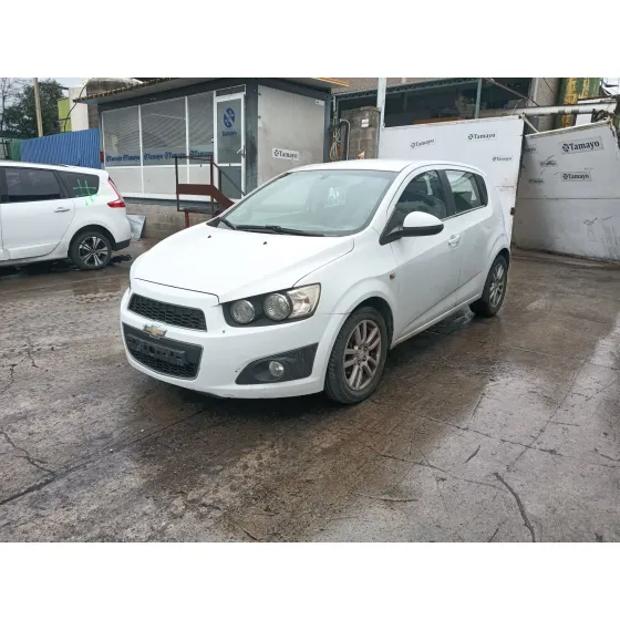 Chevrolet AVEO HATCHBACK (T300) 2011