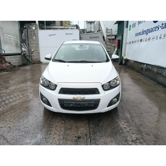 Chevrolet AVEO HATCHBACK (T300) 2011