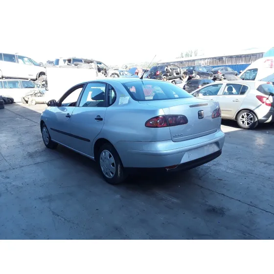 SEAT CORDOBA BERLINA (6L2) '2004 * PLATA