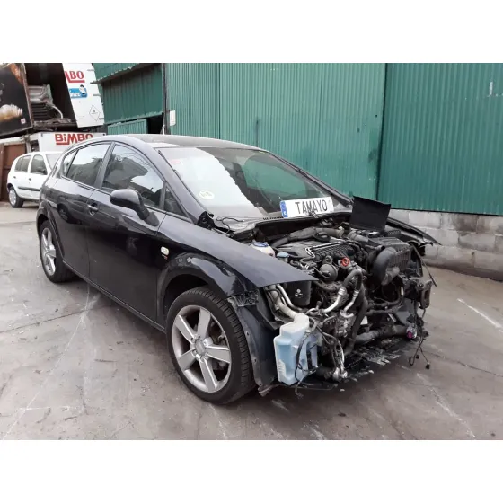 SEAT LEON (1P1) '2007 OPEN NEGRO