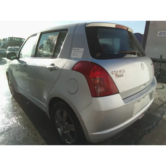 SUZUKI SWIFT BERLINA (MZ) '2005 1.3 16V CAT PLATA
