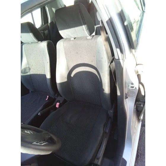 SUZUKI SWIFT BERLINA (MZ) '2005 1.3 16V CAT PLATA