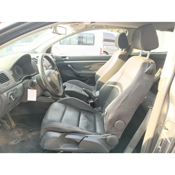 Volkswagen GOLF V (1K1) 2003