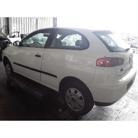 SEAT IBIZA (6L1) '2004 1.9 TDI BLANCO