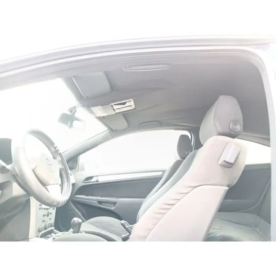 Opel ASTRA H GTC (A04) 2005