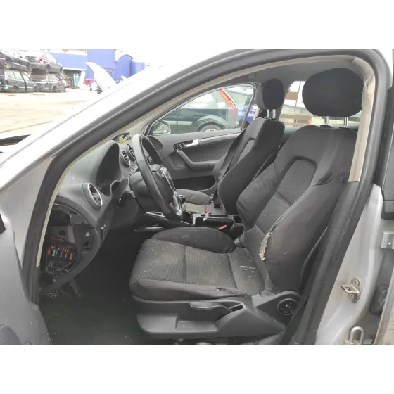 AUDI A3 (8P) '2005 * PLATA