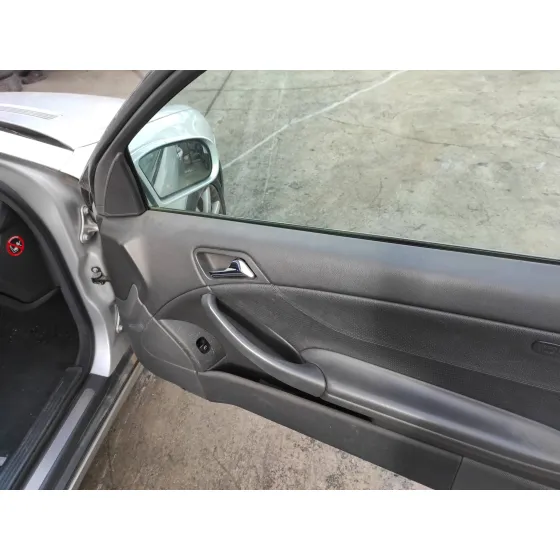 MERCEDES CLASE C (W203) SPORTCOUPE '2002 1.8 CAT PLATA