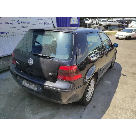 VOLKSWAGEN GOLF IV BERLINA (1J1) '2002 1.8 20V TURBO NEGRO