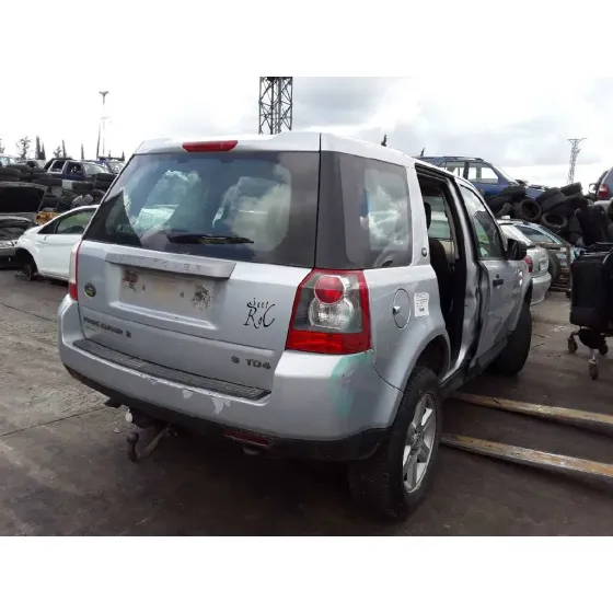 LAND ROVER FREELANDER (LR2) '2008 2.2 TD4 CAT PLATEADO