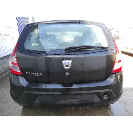 DACIA SANDERO '2010 1.2 16V CAT NEGRO