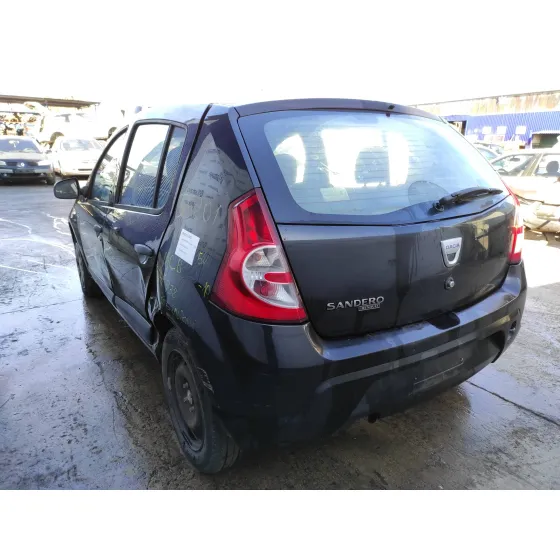 DACIA SANDERO '2010 1.2 16V CAT NEGRO