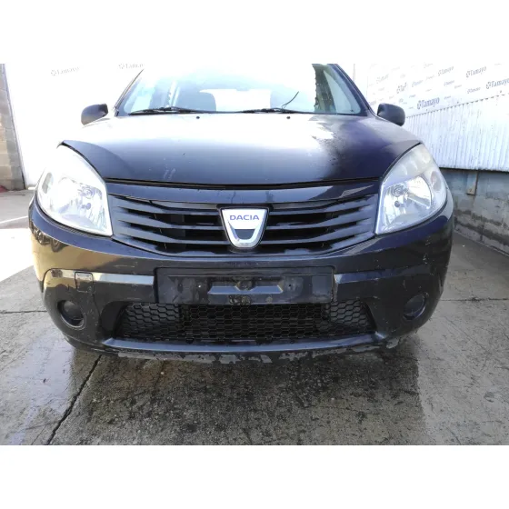 DACIA SANDERO '2010 1.2 16V CAT NEGRO
