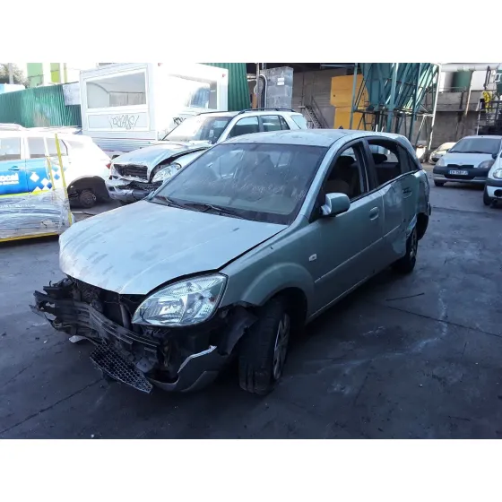 KIA RIO '2006 1.5 CRDI EX2 PLATA