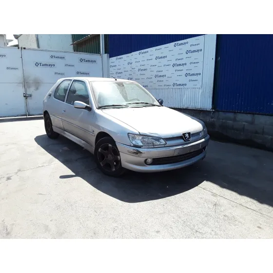 PEUGEOT 306 BERLINA 3/4/5 PUERTAS (S2) '2001 * PLATA